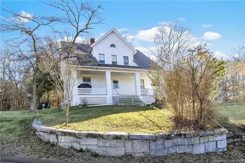 305 Derby Ave, Derby, CT 06418