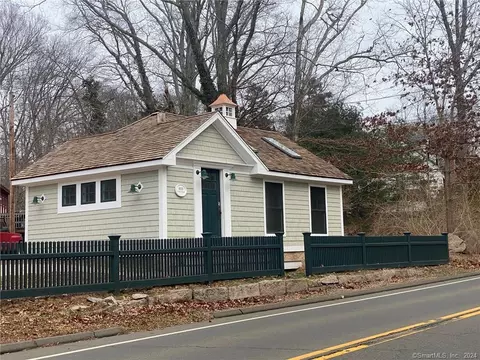 853 Leetes Island Rd, Guilford, CT 06437