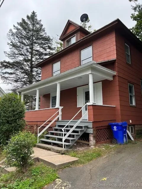 4 Cottage St, Middletown, CT 06457