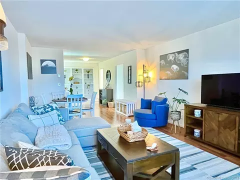 30 Glenbrook Rd #3E, Stamford, CT 06902