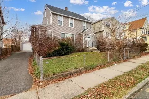 247 Clover St, Stratford, CT 06614