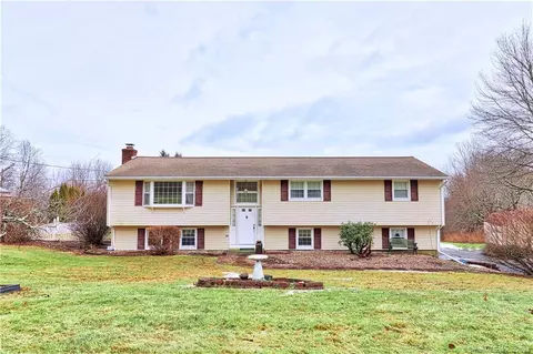 1346 Litchfield Rd, Watertown, CT 06795