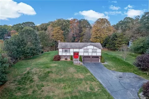 12 Pepper Ridge Dr, Shelton, CT 06484