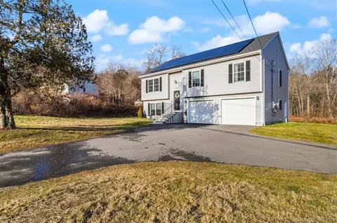145 Gay Hill Rd, Uncasville, CT 06382