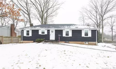 128 Forest Dr, Wethersfield, CT 06109