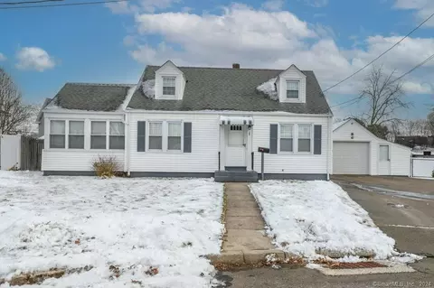 1 Rowe St, East Haven, CT 06512
