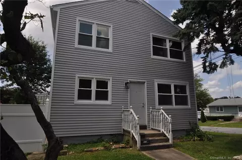 165 Garden Dr, Bridgeport, CT 06606