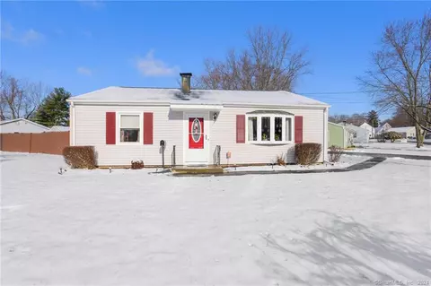 51 Cooper Ave, Wallingford, CT 06492