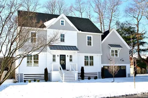 180 Lower Farm Rd, Fairfield, CT 06824
