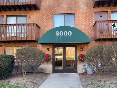 2312 Harbor View Dr #2312, Rocky Hill, CT 06067