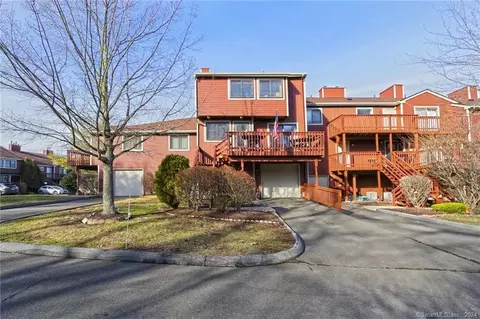 25 Florence Rd #35, Branford, CT 06405