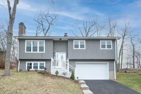 12 N Star Dr, Seymour, CT 06483