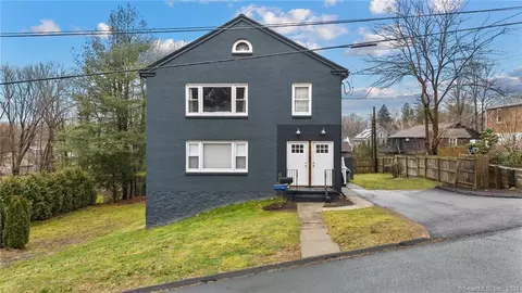 52 Prospect St, Southington, CT 06479