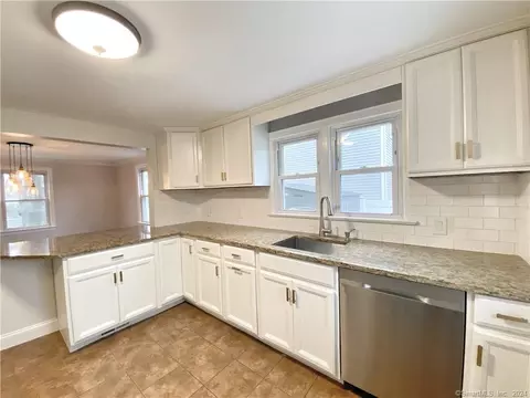29 Newfield St, Norwalk, CT 06851