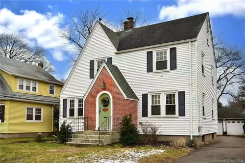 27 Lawton Ave, Newington, CT 06111