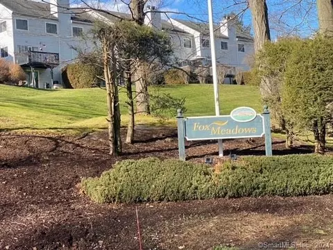 18 Springdale Rd #18, Cromwell, CT 06416