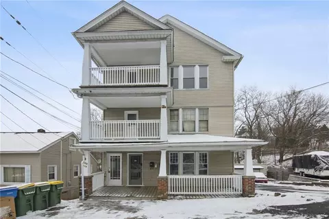 117 Tudor St, Waterbury, CT 06704