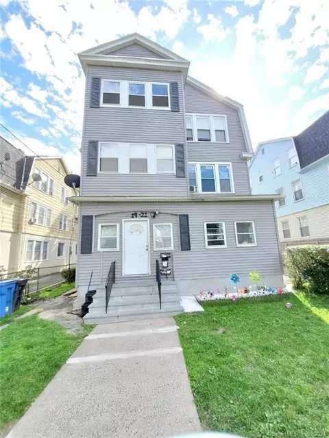 19 Westland St, Hartford, CT 06120