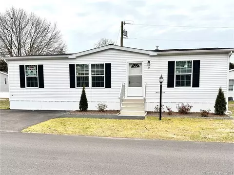124 Fair Acres Cir, Mystic, CT 06355
