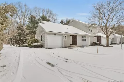 10 David Dr #10, East Windsor, CT 06088