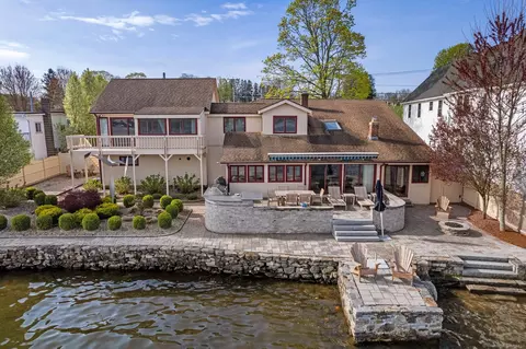 45 E High St, East Hampton, CT 06424