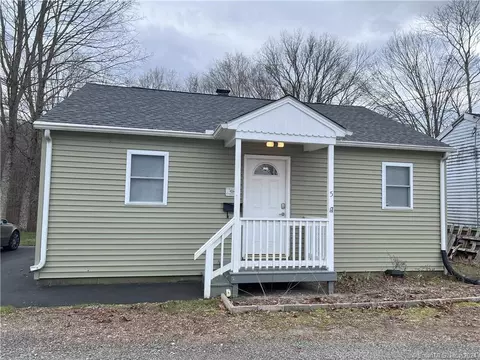 5 Hamilton Ct, Norwich, CT 06360