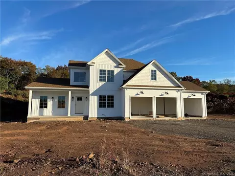 50 Peckham Farm Ln, Newington, CT 06111