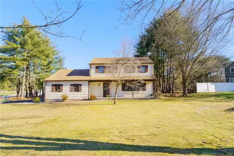16 Field Dr, Simsbury, CT 06070