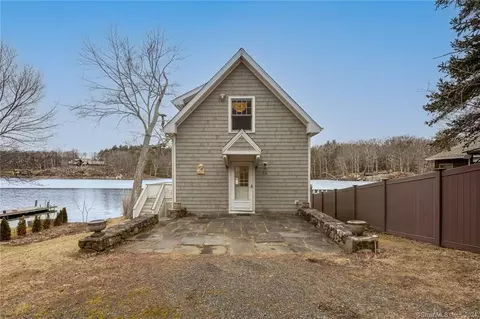 59 Sandy Beach Rd #59, Middlebury, CT 06762
