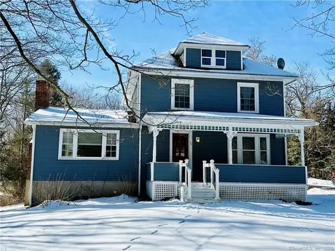59 S Main St, East Hampton, CT 06424