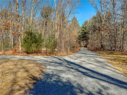 12 Jackson Ln # -4, Mansfield, CT 06250