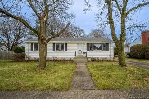 167 Lane St, Hamden, CT 06514