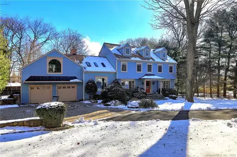 5500 Main St, Stratford, CT 06614