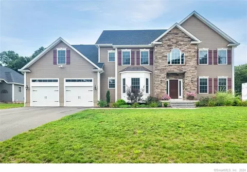 11 Shady Ln, Cromwell, CT 06416