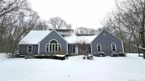 3 Maywood Dr, Old Lyme, CT 06371