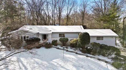 93 Westover Ln, Stamford, CT 06902