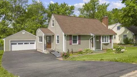 155 Newfield St, Middletown, CT 06457