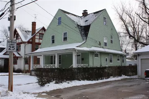 33 Keney Ter, Hartford, CT 06112