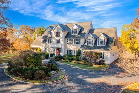 68 Goodridge Rd, Redding, CT 06896
