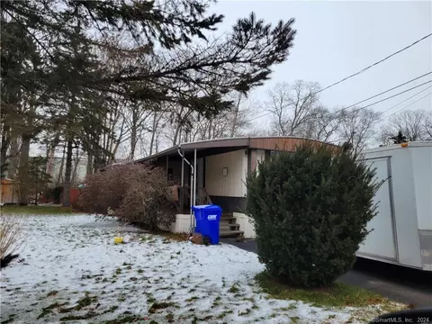 159 D St, Groton, CT 06340 photo 1