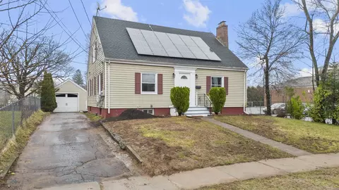 56 Del Ter, Meriden, CT 06450