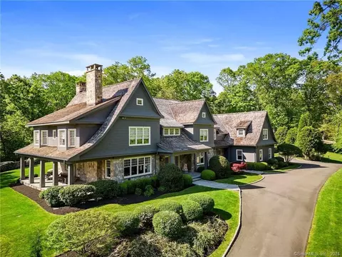 35 Charcoal Hill Rd, Westport, CT 06880