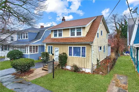 72 Staples St, Bridgeport, CT 06604