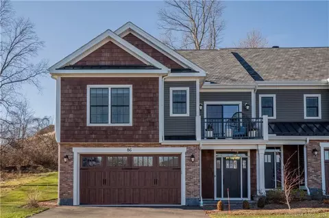 86 Yorkshire Ct #86, Farmington, CT 06032