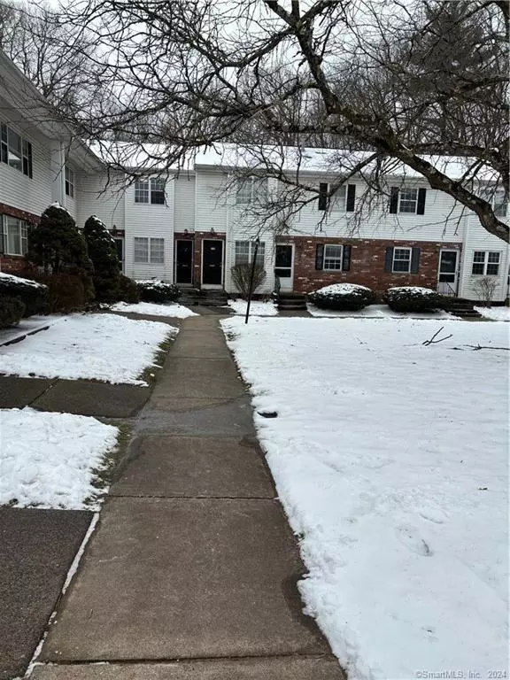 14 Dr F, Enfield, CT 06082 4 Photos Movoto