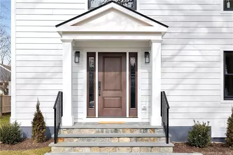 74 West Ave, Darien, CT 06820