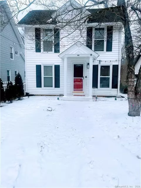 68 Chestnut St, Bethel, CT 06801