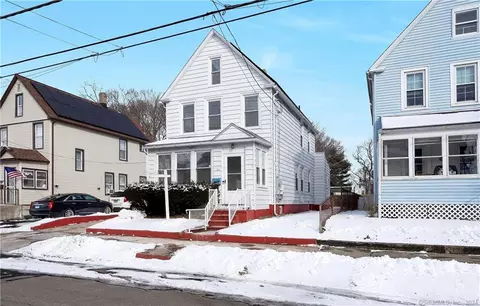 103 Union Ave, West Haven, CT 06516
