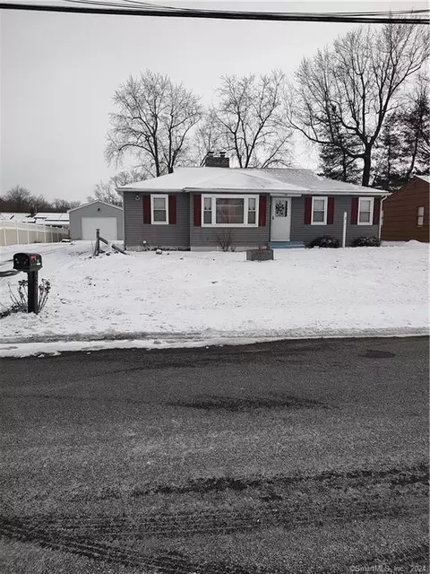 58 Old Stagecoach Rd, Meriden, CT 06450