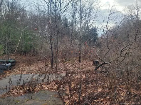 258 Carter Rd, Thomaston, CT 06787